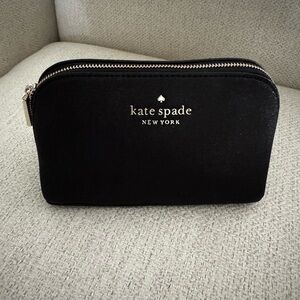 kate spade Black Cosmetic Bag Zipper Closure